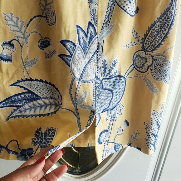 Maggy London embroidered Yellow floral design dress size 4 - Picture 5 of 13